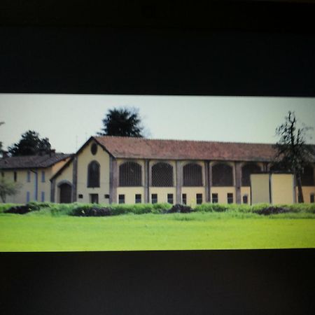 Agriturismo Cavrigo Lodi Eksteriør bilde